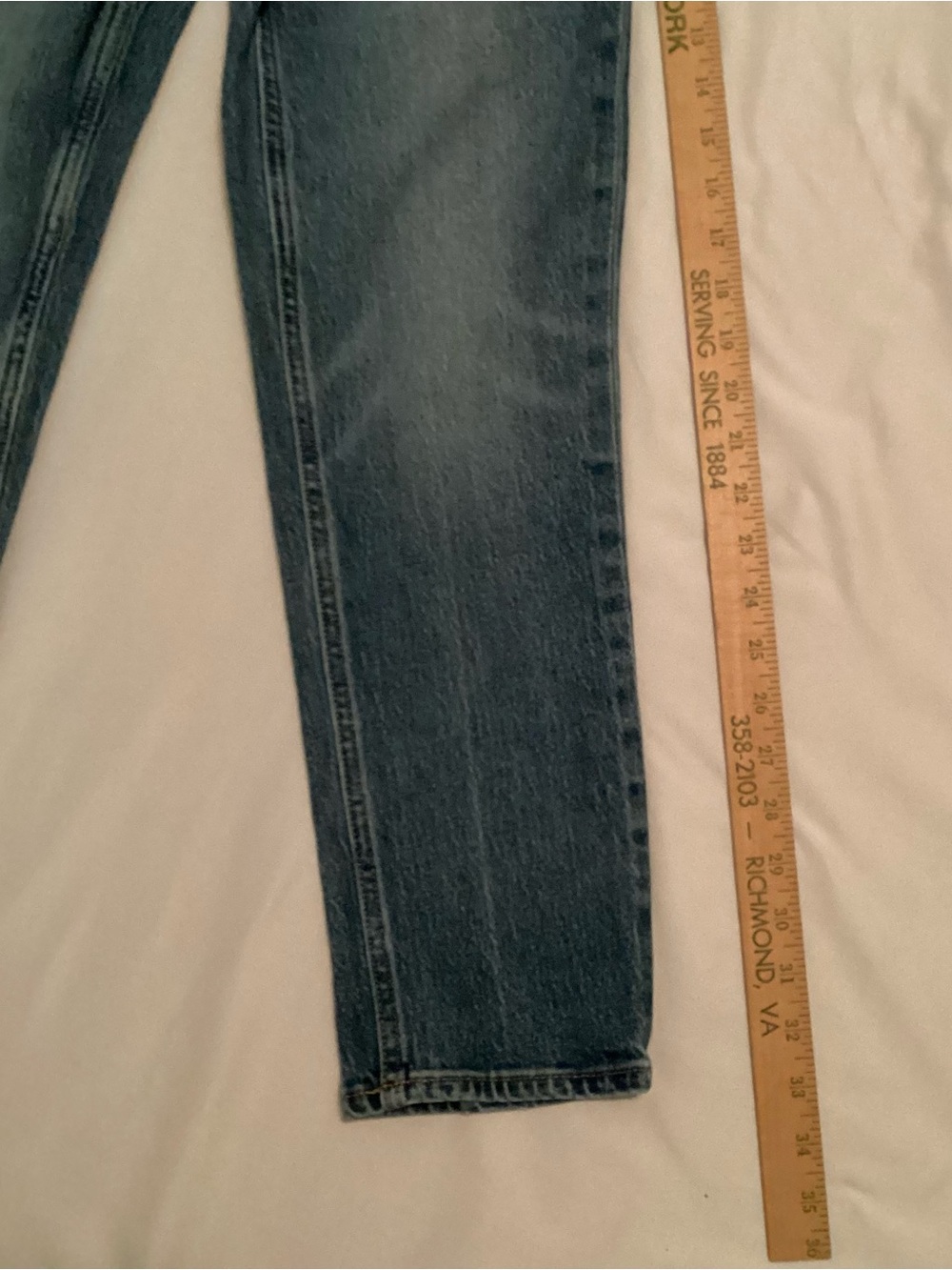 Old Navy Ladies Boyfriend Full Panel Pregnancy Maternity Jeans Size 2 Short - Picture 7 of 11